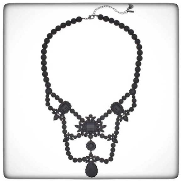 Simply Vera Vera Wang Jewelry - NWT Simply Vera Vera Wang Black Statement Necklace